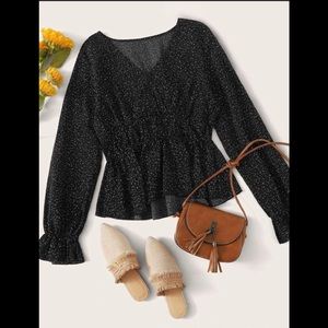 💐💐‼️‼️‼️NEVER WORN SHEIN SUMMER BLOUSE